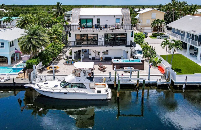 Dog-friendly home with central AC, fast WiFi, W/D, & private hot tub