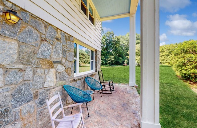 Dog-friendly Nature Retreat with Deck, Covered Patio and Open Spaces