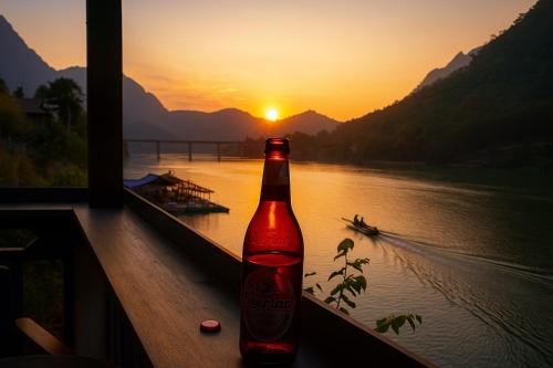 Dokchampa River View Villa