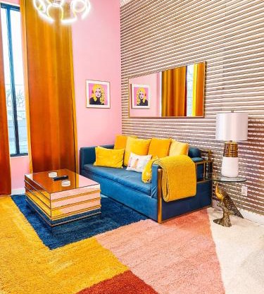 Dolly's Art Deco - Luxe Stay Near Broadway