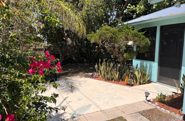 Dolphin House: 2 bedroom cottage