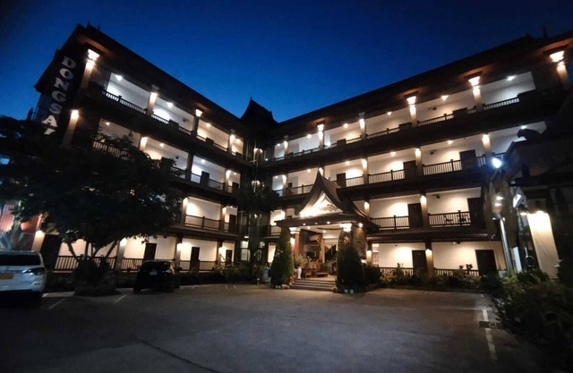 Dongsay Hotel Thakhek