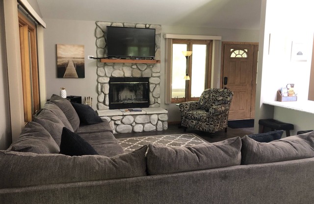 Dons Bay Getaway in Lake Geneva