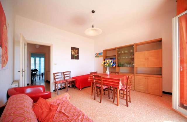 Doria 6 Int 5 - Two Bedroom Apartment, Sleeps 6