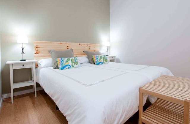 Double room with private bathroom (No window)