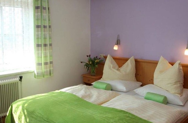 Double Room 21 - Organic Farm Kasleitner (3 flowers)