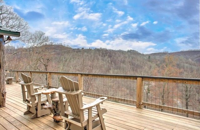 Double Your Fun | Views, Game Room + Biltmore Pass 🎮🌄 by Hatley Pointe