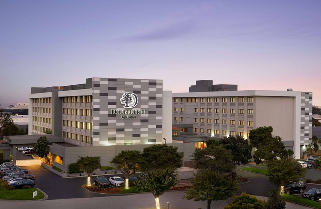 DoubleTree by Hilton San Francisco South Airport Blvd