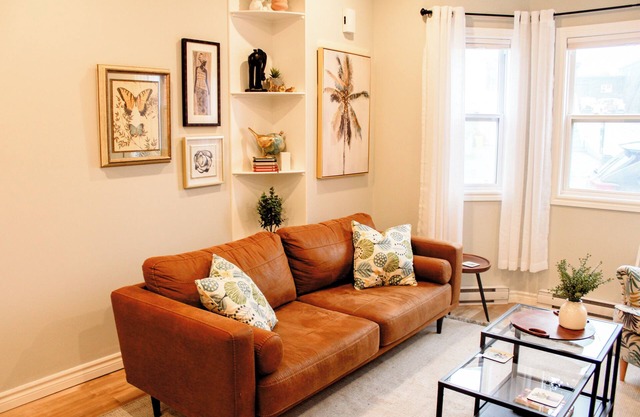 Downtown Charming Retreat