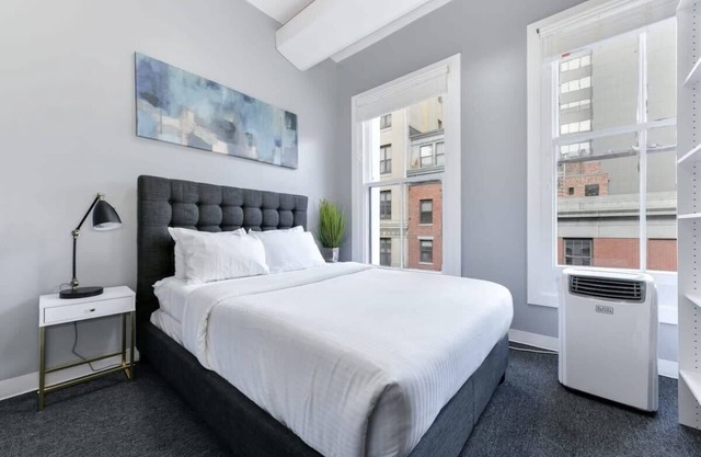 Downtown Crossing, Affordable Stay, Book Now!