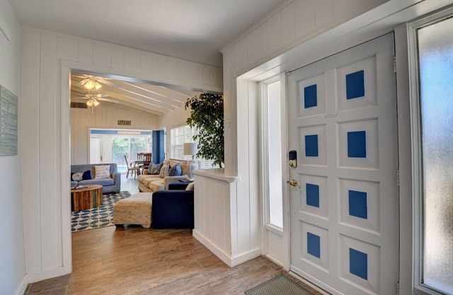 Downtown Delray Beach House, Heated Pool, 5 min to Atlantic Ave