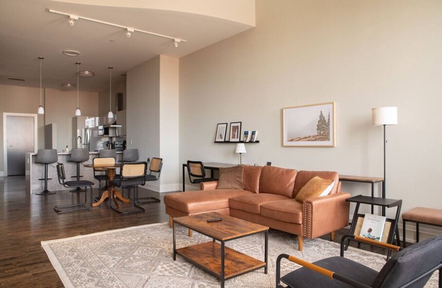 Downtown Luxury 2BR Loft