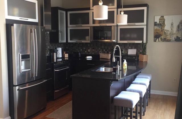 Downtown Penthouse With Terrace, 1/2 block from Main St in the heart of downtown