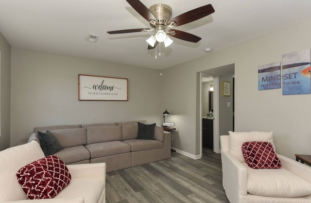 Downtown Phoebus Stay - Gateway to Hampton Roads