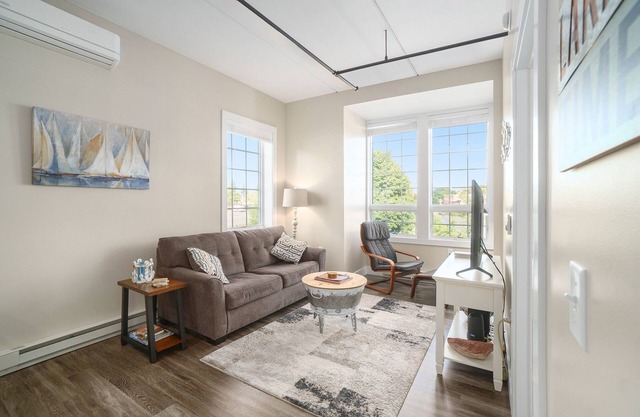 Downtown Waterview Condo at Edgewater
