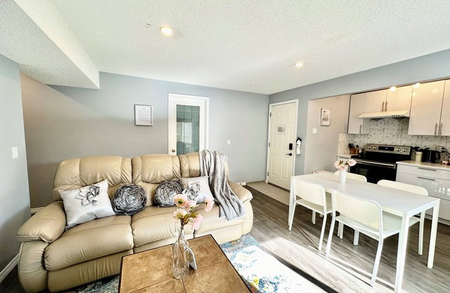 Dragon’s den - 2BR Basement suite in Calgary charming Calgary