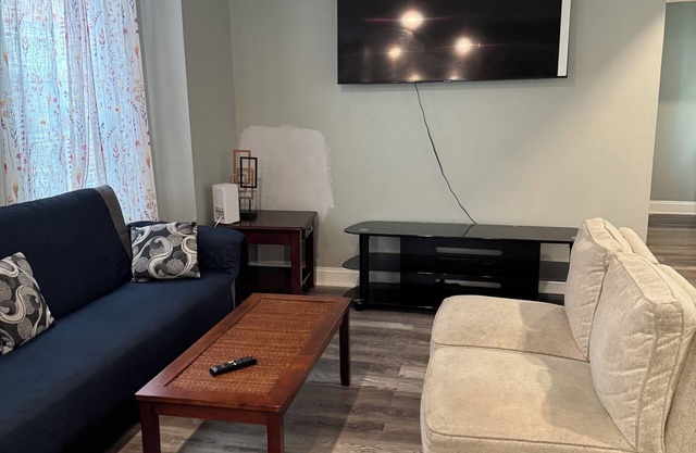 Dream apartment 2-bedroom apartment in fantastic Philadelphia with WiFi, AC