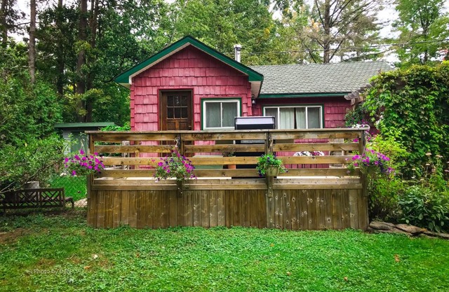 Dream House by Lake Simcoe beach