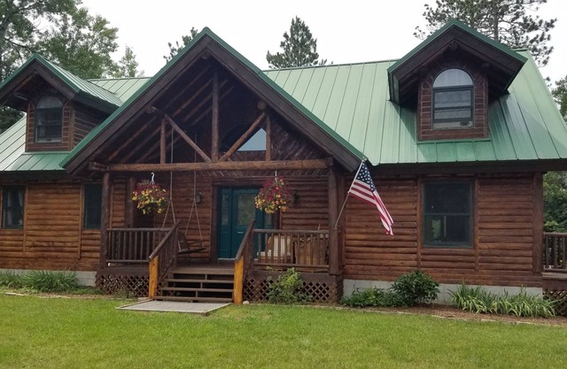 Dream Log Cabin on Big Creek