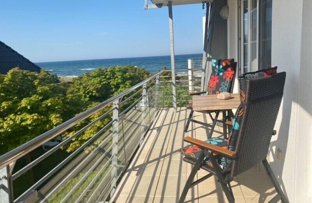 Dream vacation apartment with sea view directly on the beach in Hohwacht Bay