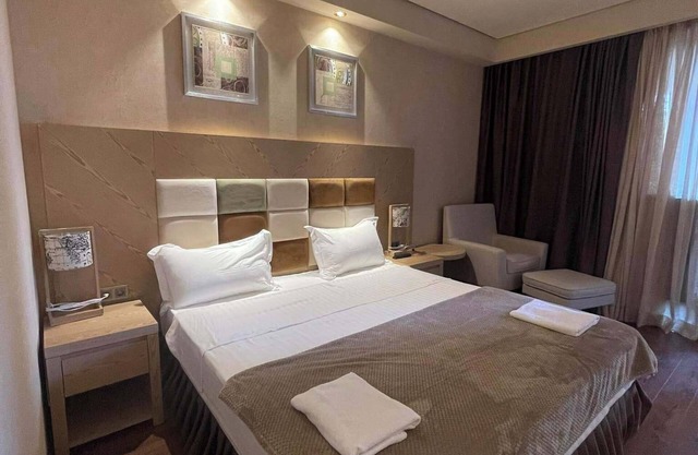 Dreamland Oasis 1206 Studio Room