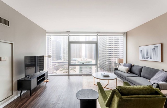 Dreamy Streeterville 1BR w/Pool & Gym, nr Riverwalk, by Blueground