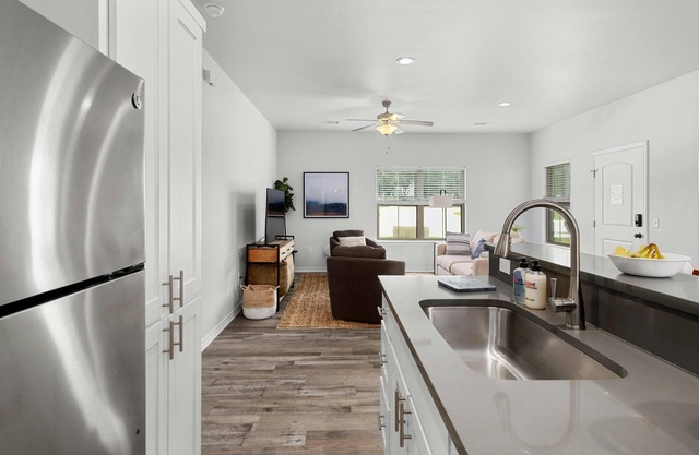 Dripping Springs Silver Creek Condo Holmes B