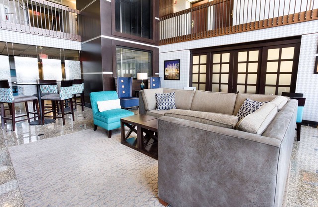 Drury Inn & Suites Kansas City Airport