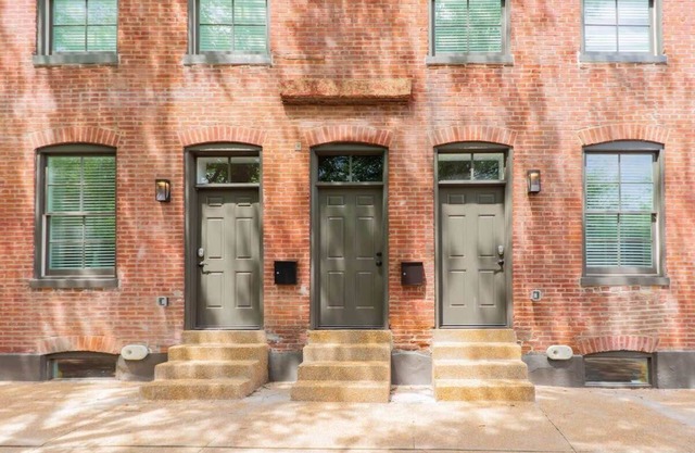 Dual Soulard Townhomes | 4BR/6BA/ABODEbucks