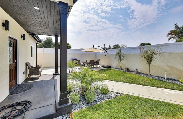 Duarte Escape w/Gas Grill: 21 Mi to Los Angeles!