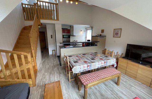 Duplex apartment with view, parking, and Wifi