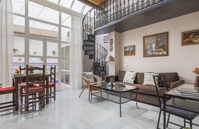 DUPLEX DREAMS OF SEVILLE A QUALITIES PARKING