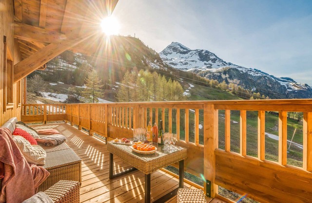 Duplex Premium 10p, Pied des Pistes, Spa & Piscine, Parking, WiFi Inclus - Tignes