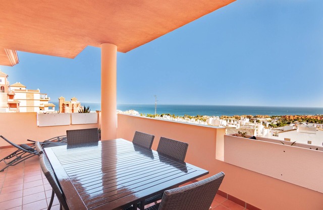 Duquesa Regent 2211 Amazing View