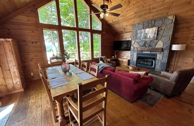 Eagle Ridge Maggie Valley with Breathtaking Year- Round View