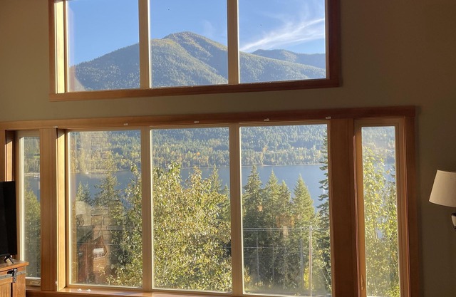 Eagleview Retreat Guest House. Two lodgings in one