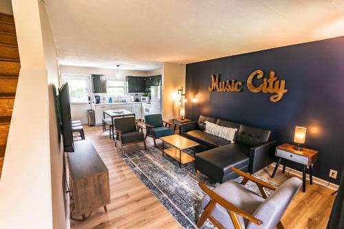 East Nashville Getaway - Walk to Parks Golf & Music Spots