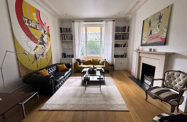 Eccleston Apartment