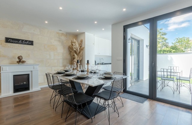 Echoppe Jaurès - typical Bordeaux renovated house 3 bedrooms/3 bathrooms