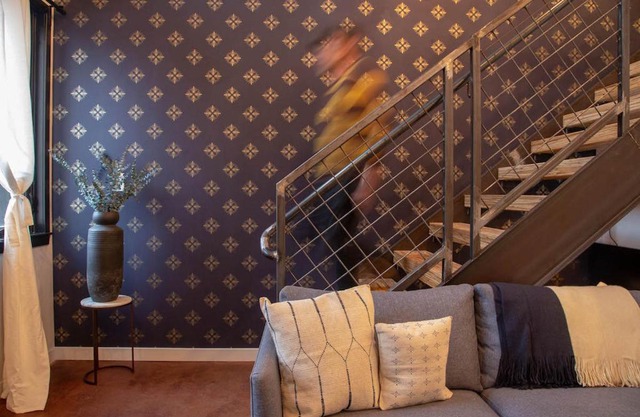 Eco Friendly Loft in Center City, CONTACTLESS CHECK IN - Hive Room