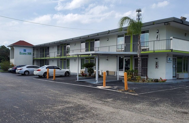 Econo Inn