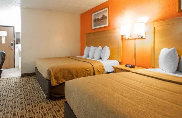 Econo Lodge Kansas City Downtown North