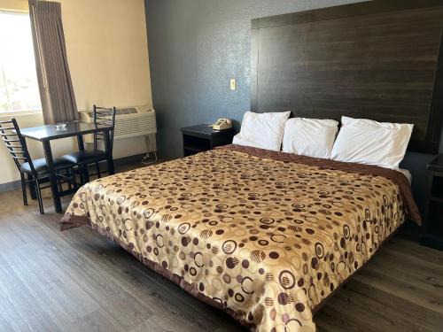 Economy Inn Fresno Yosemite