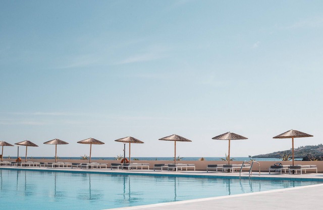 Eden Roc Resort Hotel