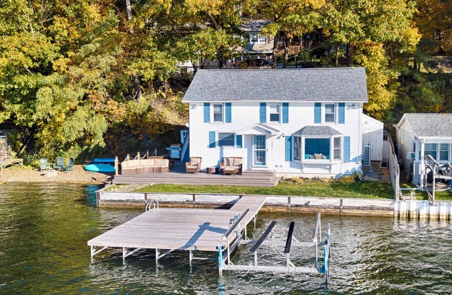 Edgewater Escape - Beautifully Remodeled Cottage on Keuka's East Side!