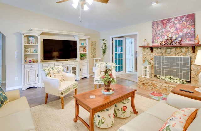 Edgewater Vacation Home: 6 Mi to New Smyrna Beach!