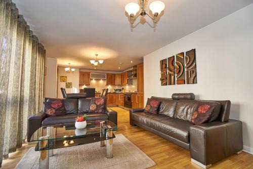 Edinburgh Pearl Apartments - Fountainbridge Residence