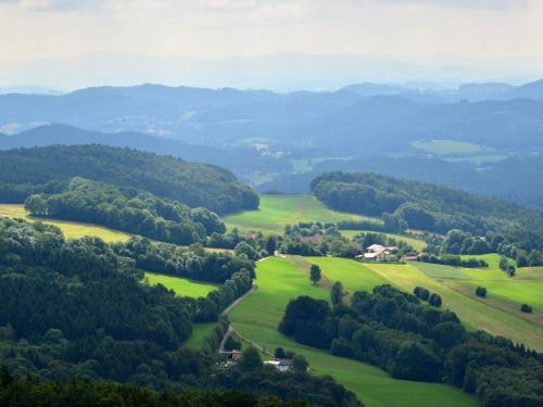 Ehemaliges Bauernhaus mit Liegewiese
