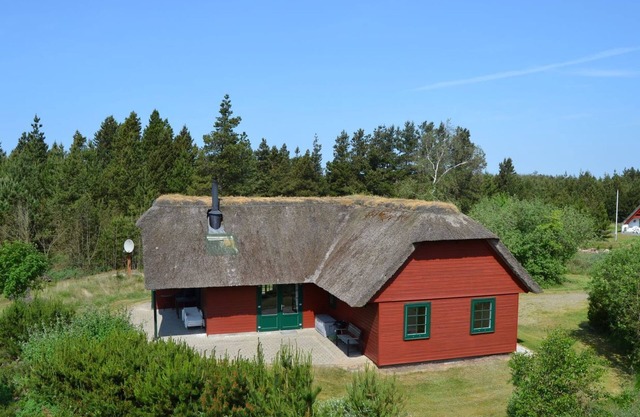"Eilika" - 3.6km from the sea by Interhome