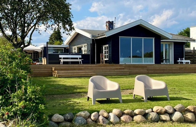 Einzigartiges Ferienhaus in 1. Reihe mit Eigenem Charme